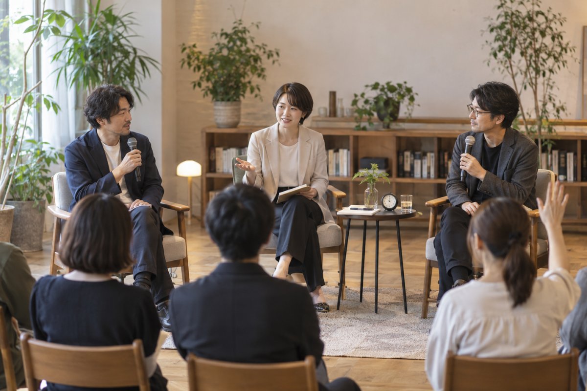 トークイベントの司会は何をする?進行のコツと役割を解説